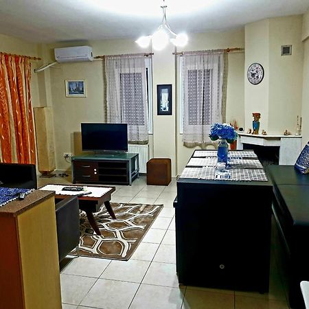Appartamento Iliana House Néoi Epivátai Esterno foto